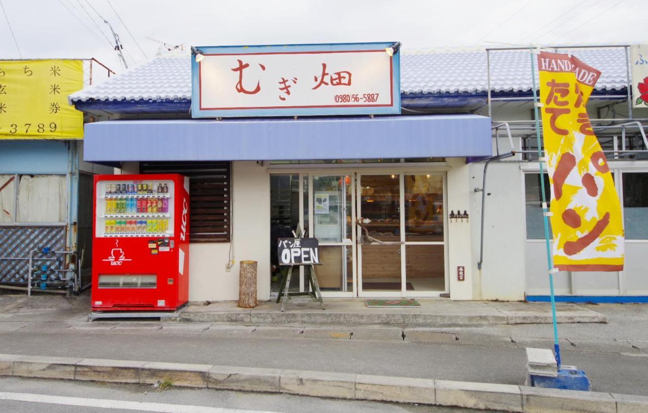 フクギに囲まれた家 さばんぎ沖縄古民家 Savangi Okinawan Designed Folk House Nakijin Exterior photo